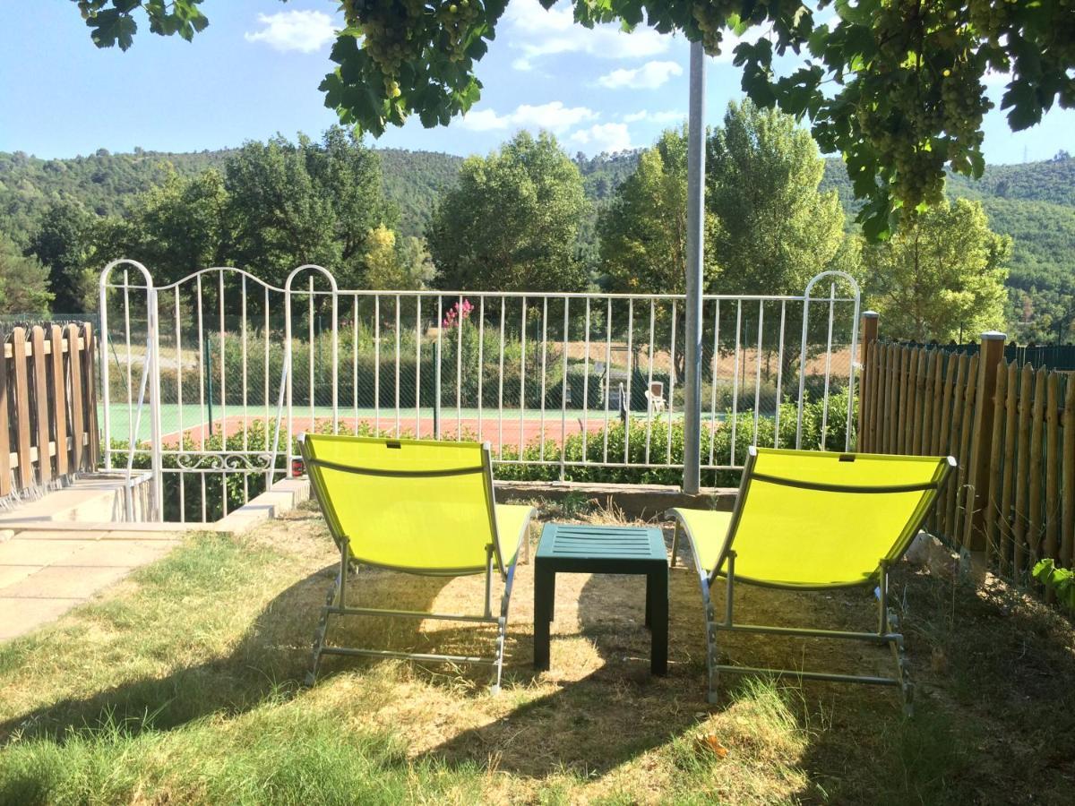 Mazet De Vacances Dans Le Domaine De L'Espai Saint-Martin-de-Brômes Esterno foto