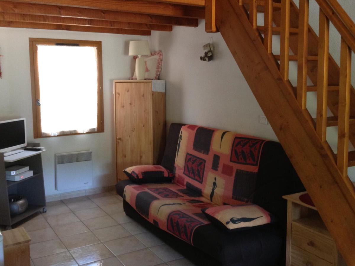 Mazet De Vacances Dans Le Domaine De L'Espai Saint-Martin-de-Brômes Esterno foto