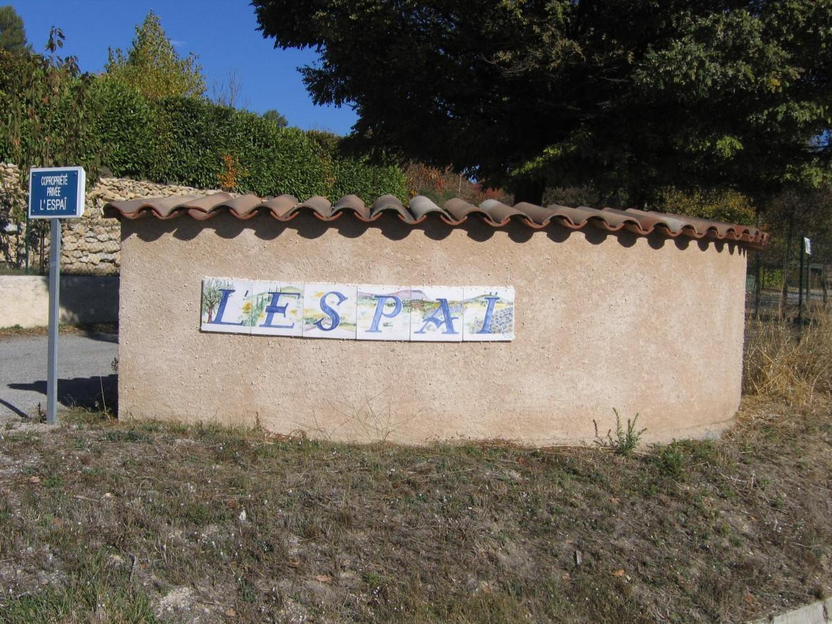 Mazet De Vacances Dans Le Domaine De L'Espai Saint-Martin-de-Brômes Esterno foto
